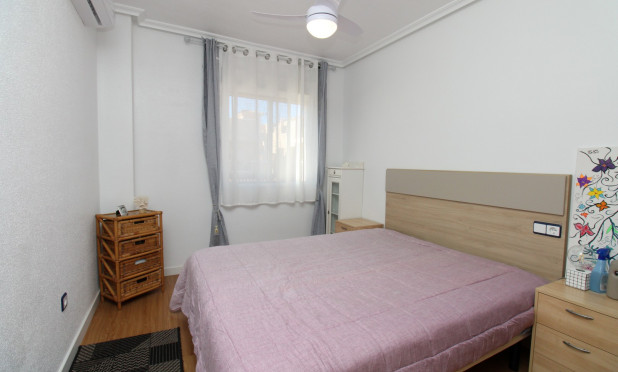 Odsprzedaż - Kamienica - San Miguel de Salinas