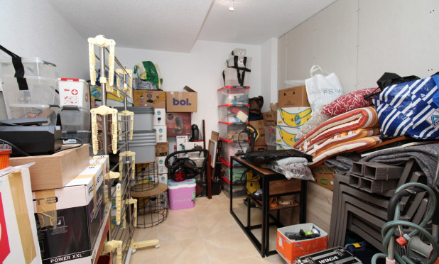 Odsprzedaż - Kamienica - San Miguel de Salinas