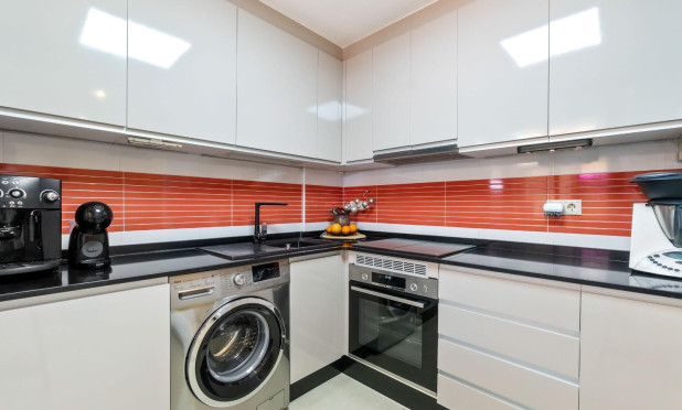 Resale - Townhouse - Torrevieja - Aguas Nuevas