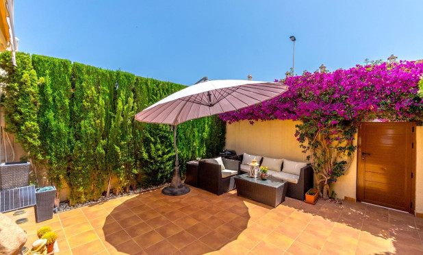 Resale - Townhouse - Torrevieja - Aguas Nuevas