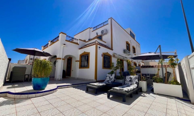 Resale - Townhouse - Vistabella Golf - Entre Naranjos