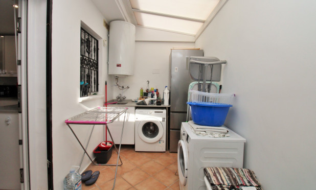 Resale - Villa - Villamartín - Los Dolses