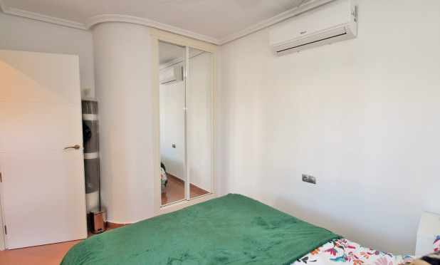 Resale - Villa - Villamartín - Los Dolses