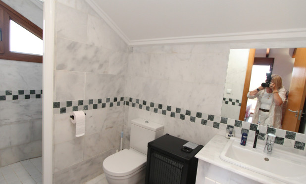 Wiederverkauf - Villa - La Finca Golf