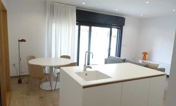 Neue Gebäude - Stadthaus - San Javier