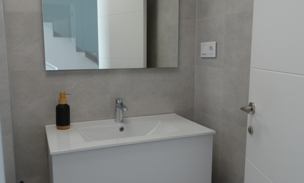 Neue Gebäude - Stadthaus - San Javier