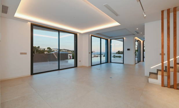 Resale - Villa - Benissa