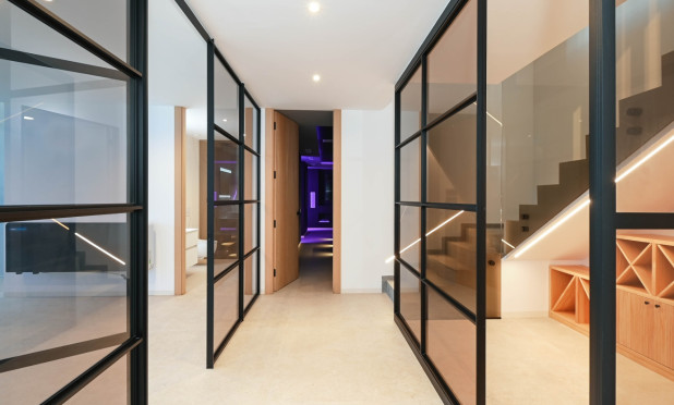 Resale - Villa - Benissa