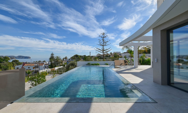 Resale - Villa - Benissa