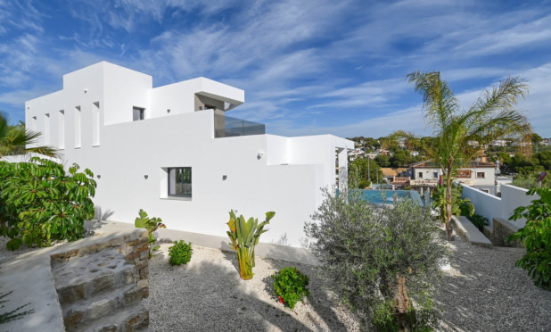Resale - Villa - Benissa