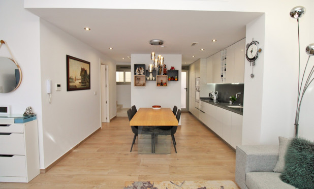 Herverkoop - Villa - Villamartín