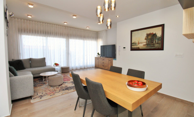 Herverkoop - Villa - Villamartín