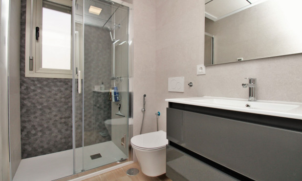 Herverkoop - Villa - Villamartín