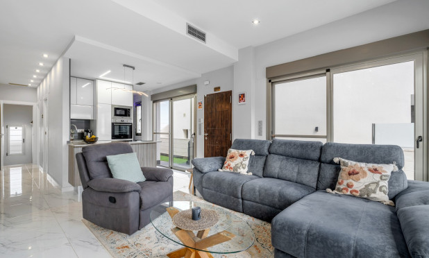 Resale - Villa - Orihuela Costa - Villamartín