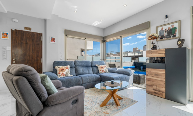 Resale - Villa - Orihuela Costa - Villamartín