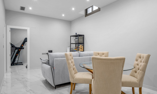 Resale - Villa - Orihuela Costa - Villamartín