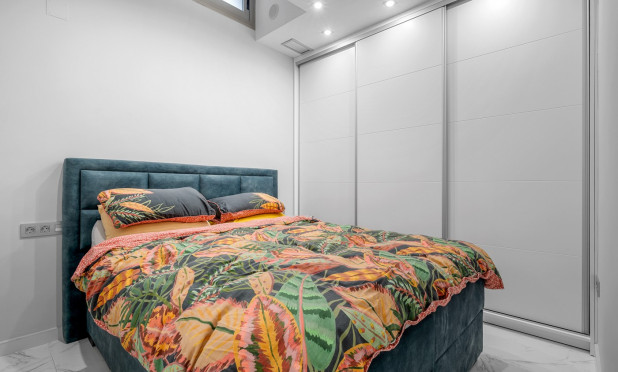 Resale - Villa - Orihuela Costa - Villamartín