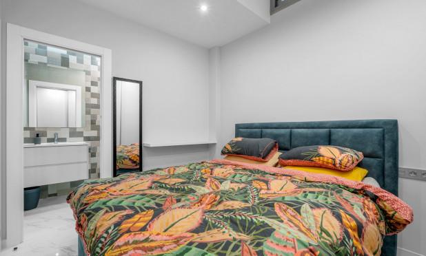 Resale - Villa - Orihuela Costa - Villamartín