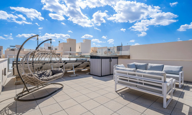 Resale - Villa - Orihuela Costa - Villamartín