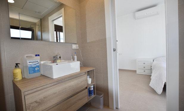 Resale - Villa - Benijofar