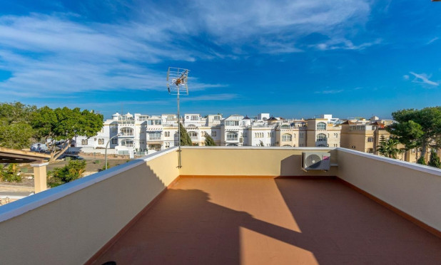 Resale - Villa - Orihuela Costa - Villamartín