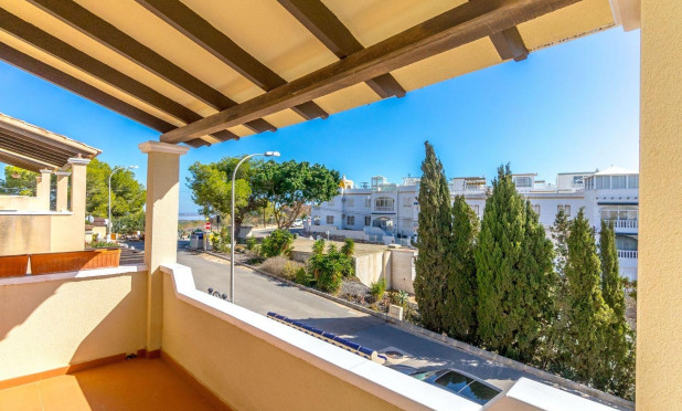 Resale - Villa - Orihuela Costa - Villamartín
