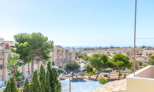 Resale - Villa - Orihuela Costa - Villamartín