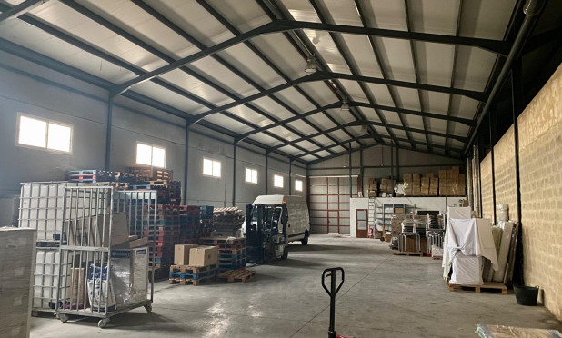 Resale - Cellar - Albacete