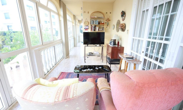 Resale - Villa - Orihuela Costa - Villamartín