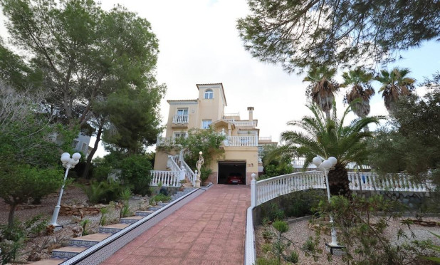 Resale - Villa - Orihuela Costa - Villamartín