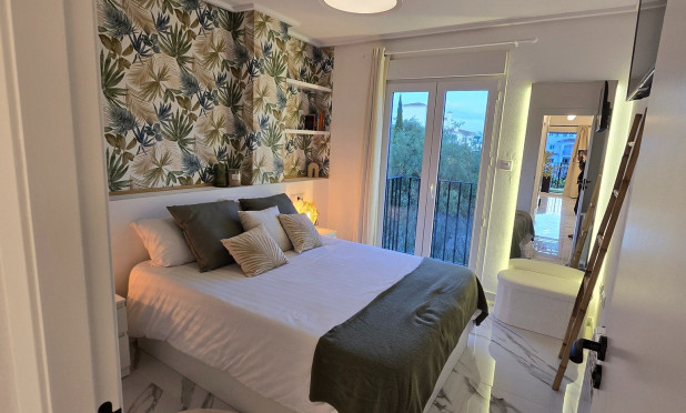 Herverkoop - Appartement / flat - Sucina