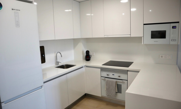 Resale - Apartment / flat - Finestrat