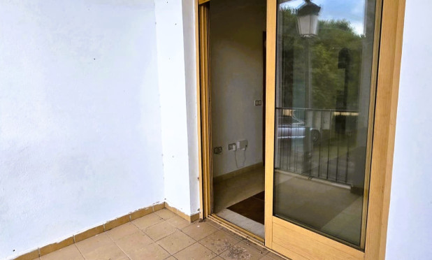 Reventa - Apartamento / piso - Xirles