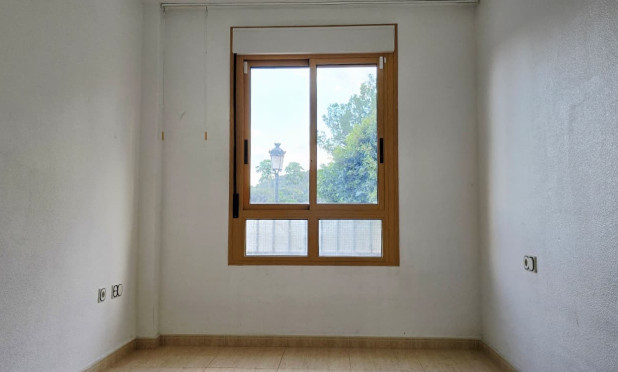 Reventa - Apartamento / piso - Xirles