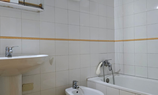 Reventa - Apartamento / piso - Xirles