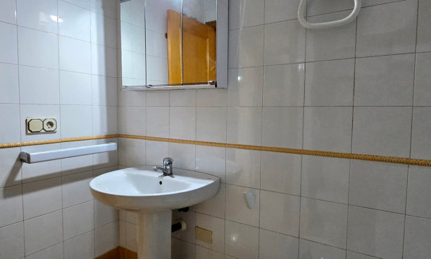 Reventa - Apartamento / piso - Xirles