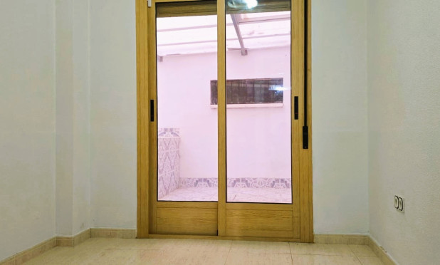 Reventa - Apartamento / piso - Xirles