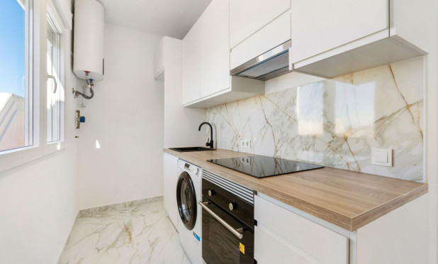 Resale - Villa - Torrevieja - El chaparral