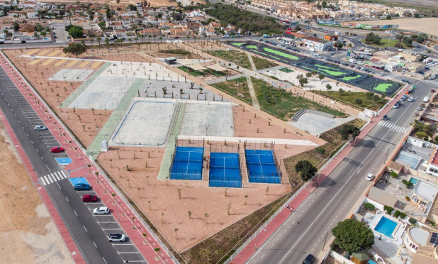 Resale - Villa - Torrevieja - El chaparral