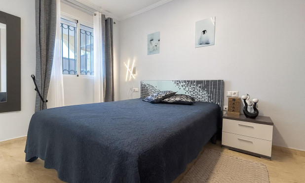 Resale - Apartment / flat - Orihuela Costa - Altos de Campoamor