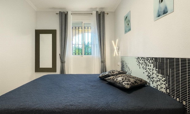 Resale - Apartment / flat - Orihuela Costa - Altos de Campoamor