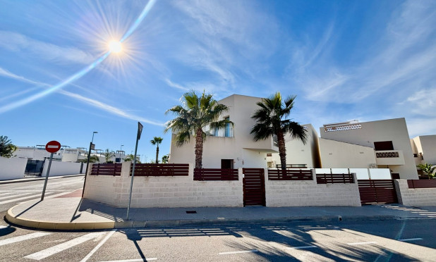 Neue Gebäude - Villa - Benijofar