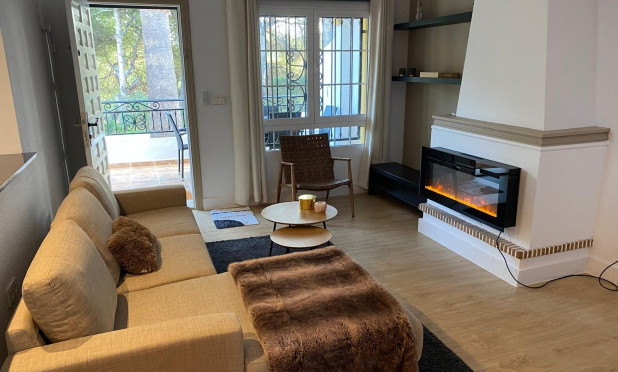 Resale - Villa - Orihuela Costa - Villamartín