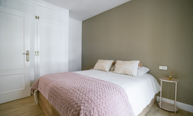 Resale - Villa - Orihuela Costa - Villamartín