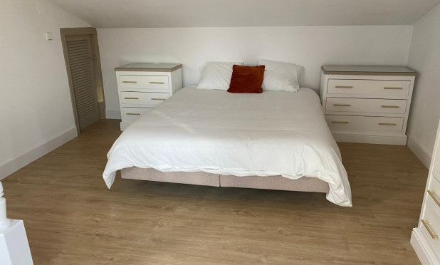 Resale - Villa - Orihuela Costa - Villamartín