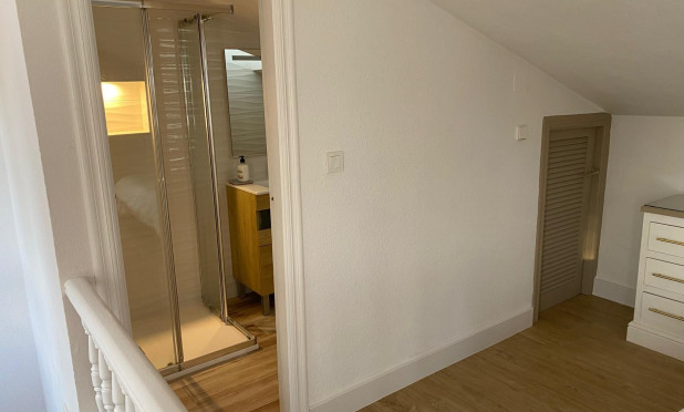 Resale - Villa - Orihuela Costa - Villamartín