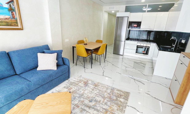Resale - Apartment / flat - Torrevieja - Playa del Cura