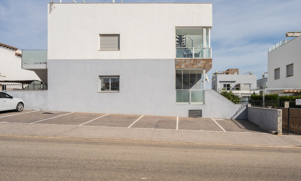 Resale - Apartment / flat - Orihuela Costa - Punta Prima