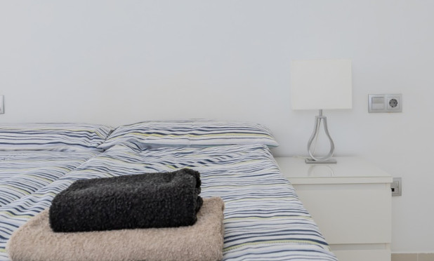 Resale - Apartment / flat - Orihuela Costa - Punta Prima