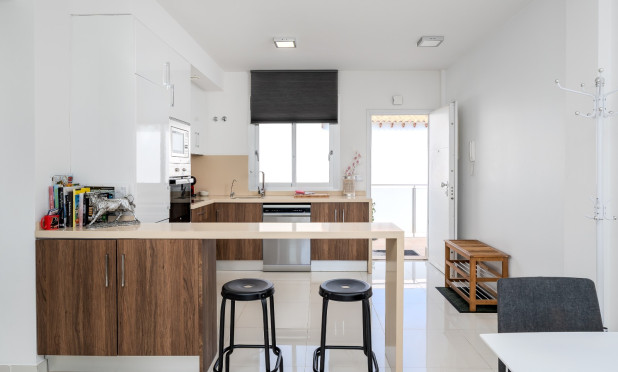 Resale - Apartment / flat - Orihuela Costa - Punta Prima